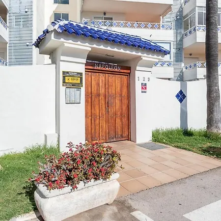 Oleholidays Napoleón 1 Junto A Alicate Playa Apartamento