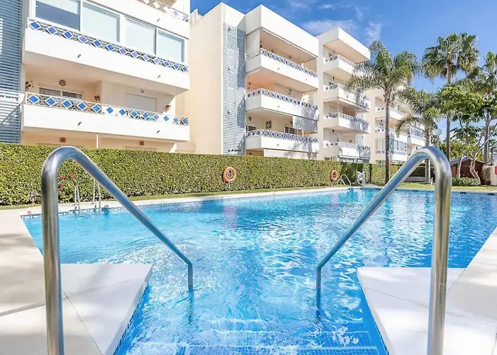 Oleholidays Napoleon 1 Junto A Alicate Playa アパート マルベーリャ